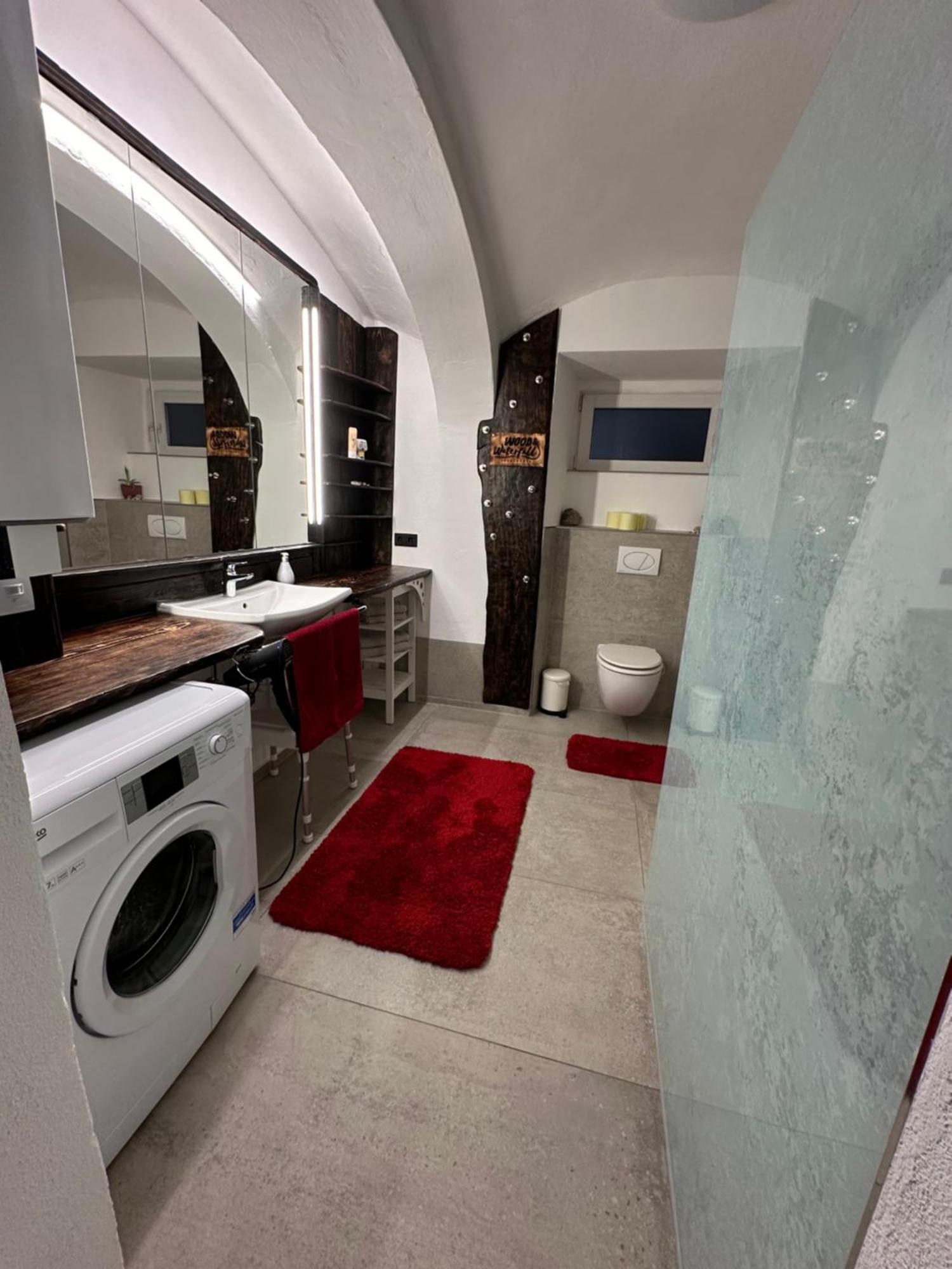 Wood Apartment Lambichl